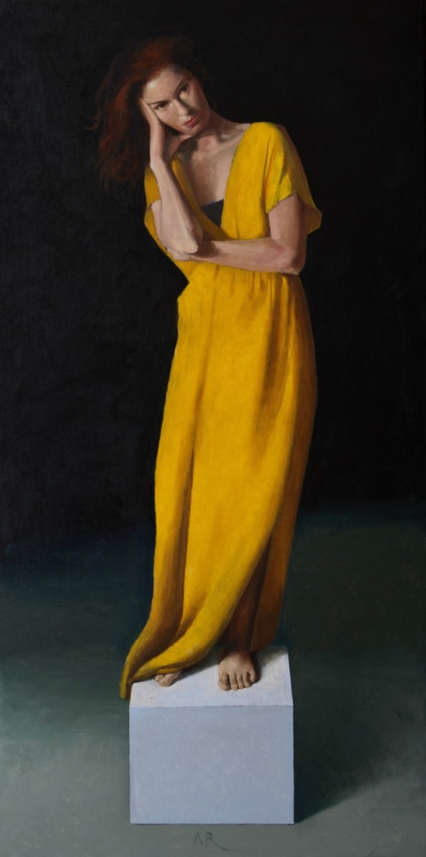 Vrouw met gele jurk